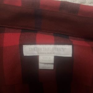 Re Burberry dress shirt - looks new - size 12